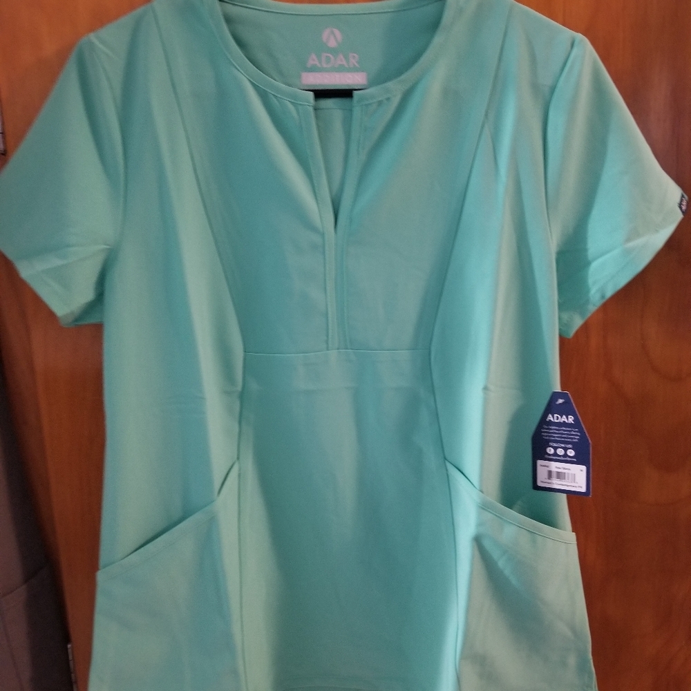 Scrub Top - Picture 2 of 4
